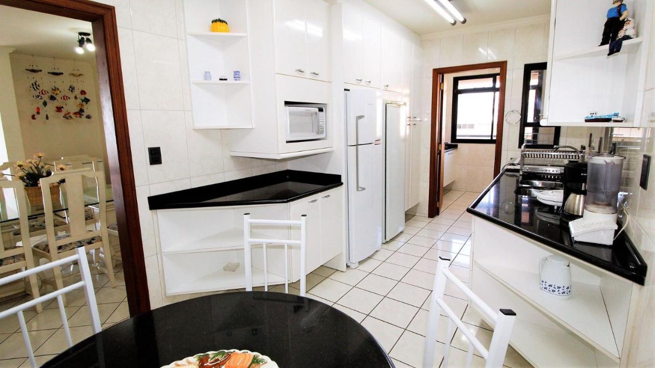 1038 - Apartamento Com Vista Para O Mar Bombinhas Luaran gambar