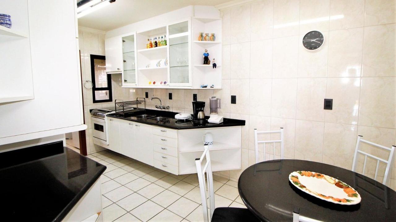 1038 - Apartamento Com Vista Para O Mar Bombinhas Luaran gambar